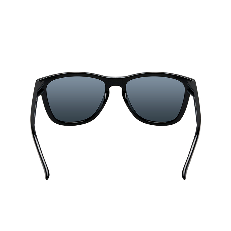 Mi Classic Square Sunglasses1