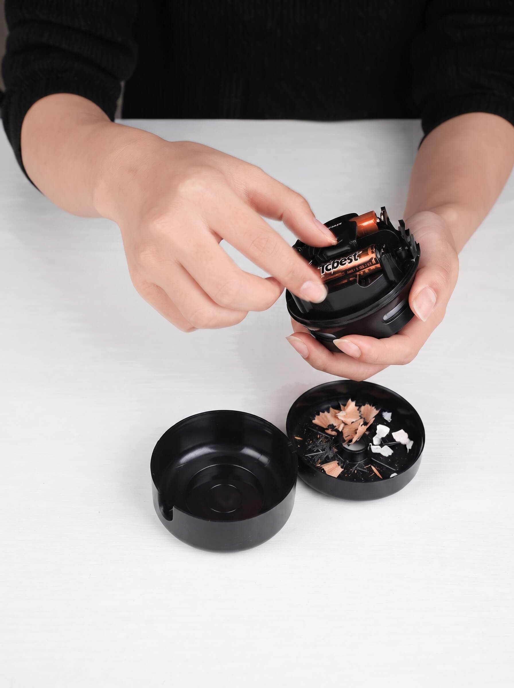 Desktop Cleaner Mini Paper Scrap Vacuum
