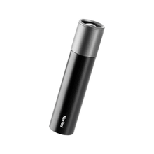 Natto Minimalist Zoom Flashlight