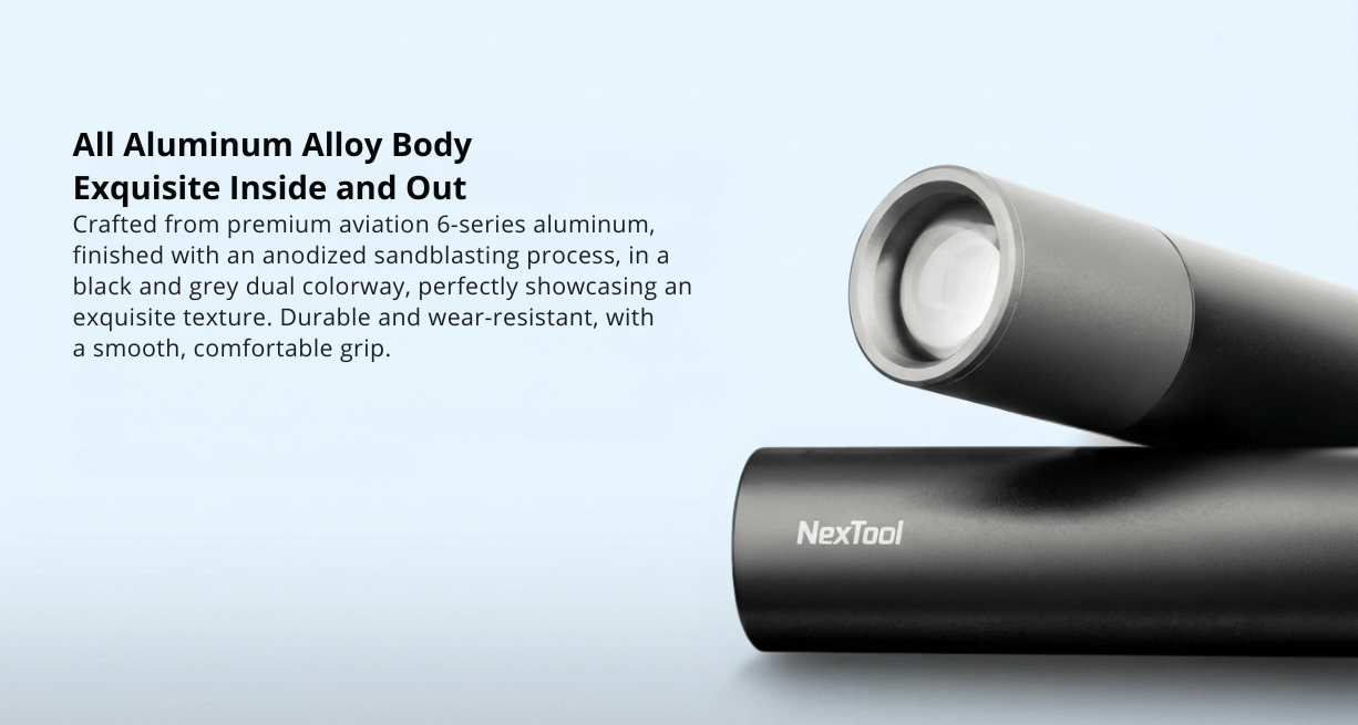 Natto Minimalist Zoom Flashlight